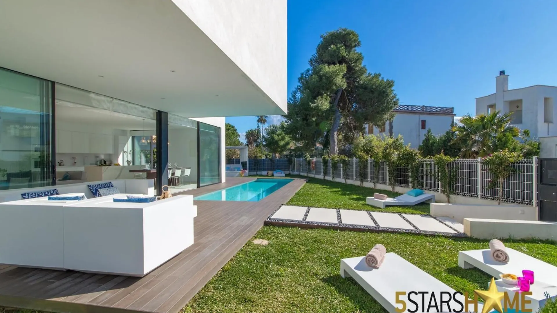 Villa, 180M To Sandy Beach Playa de Muro  0*, Playa de Muro (Mallorca)
